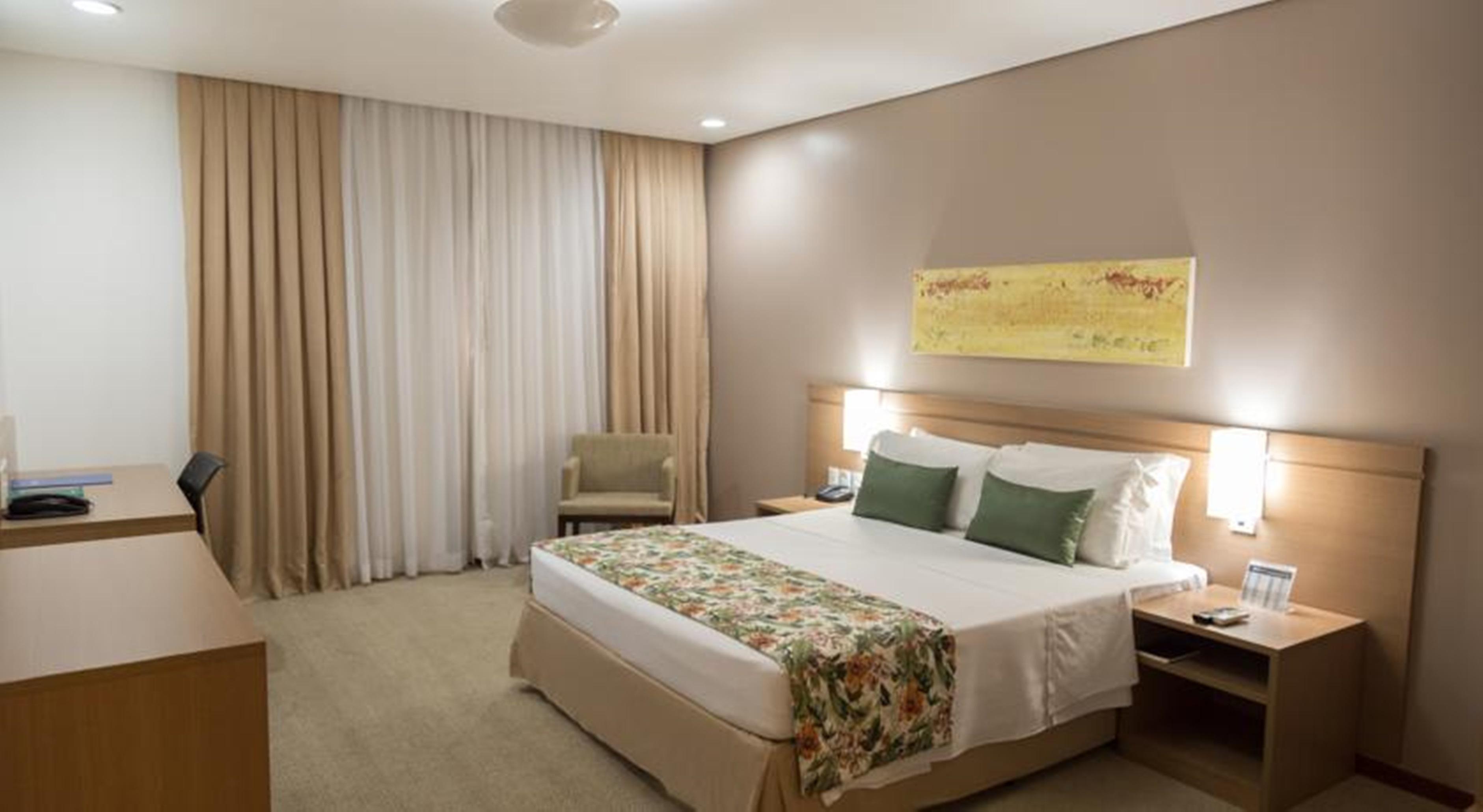 אפרטהוטל Bluee Tree Premium מנאוס מראה חיצוני תמונה