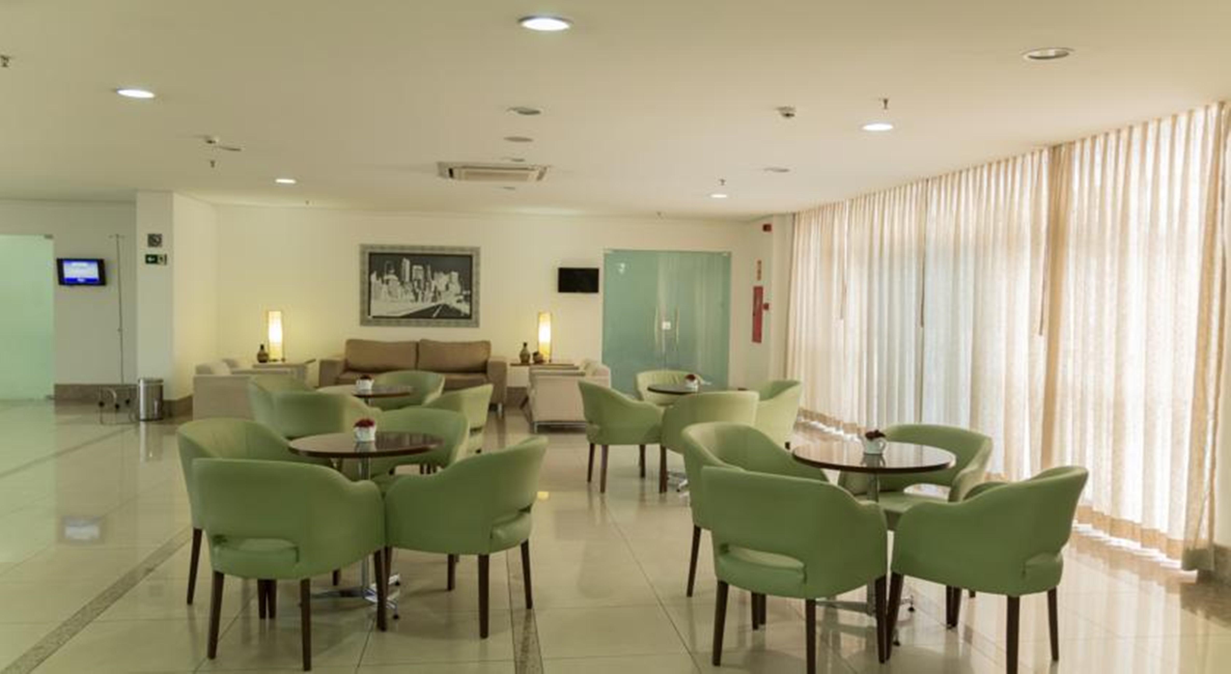 אפרטהוטל Bluee Tree Premium מנאוס מראה חיצוני תמונה