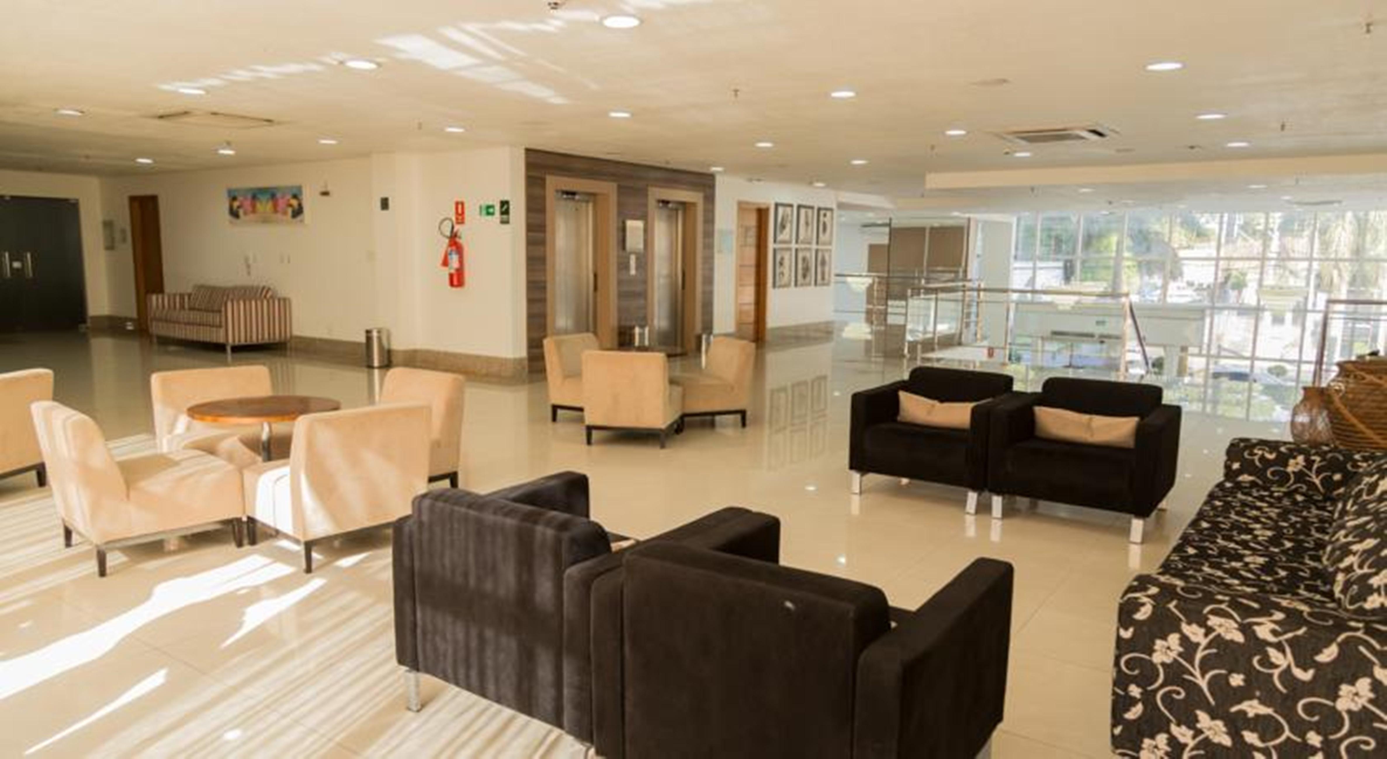 אפרטהוטל Bluee Tree Premium מנאוס מראה חיצוני תמונה